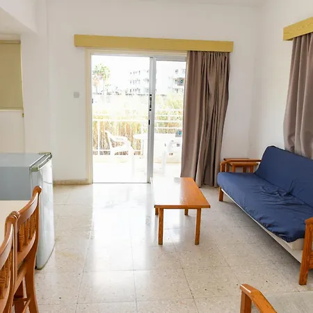 Sweet Memories Standard Apts 2*