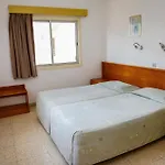 Sweet Memories Standard Apts فندق 2*