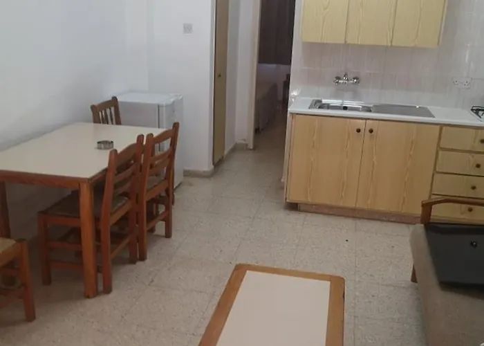 Hotel Sweet Memories Standard Apts 2*